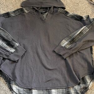 Gigio USA waffleniy flannel pull over size large